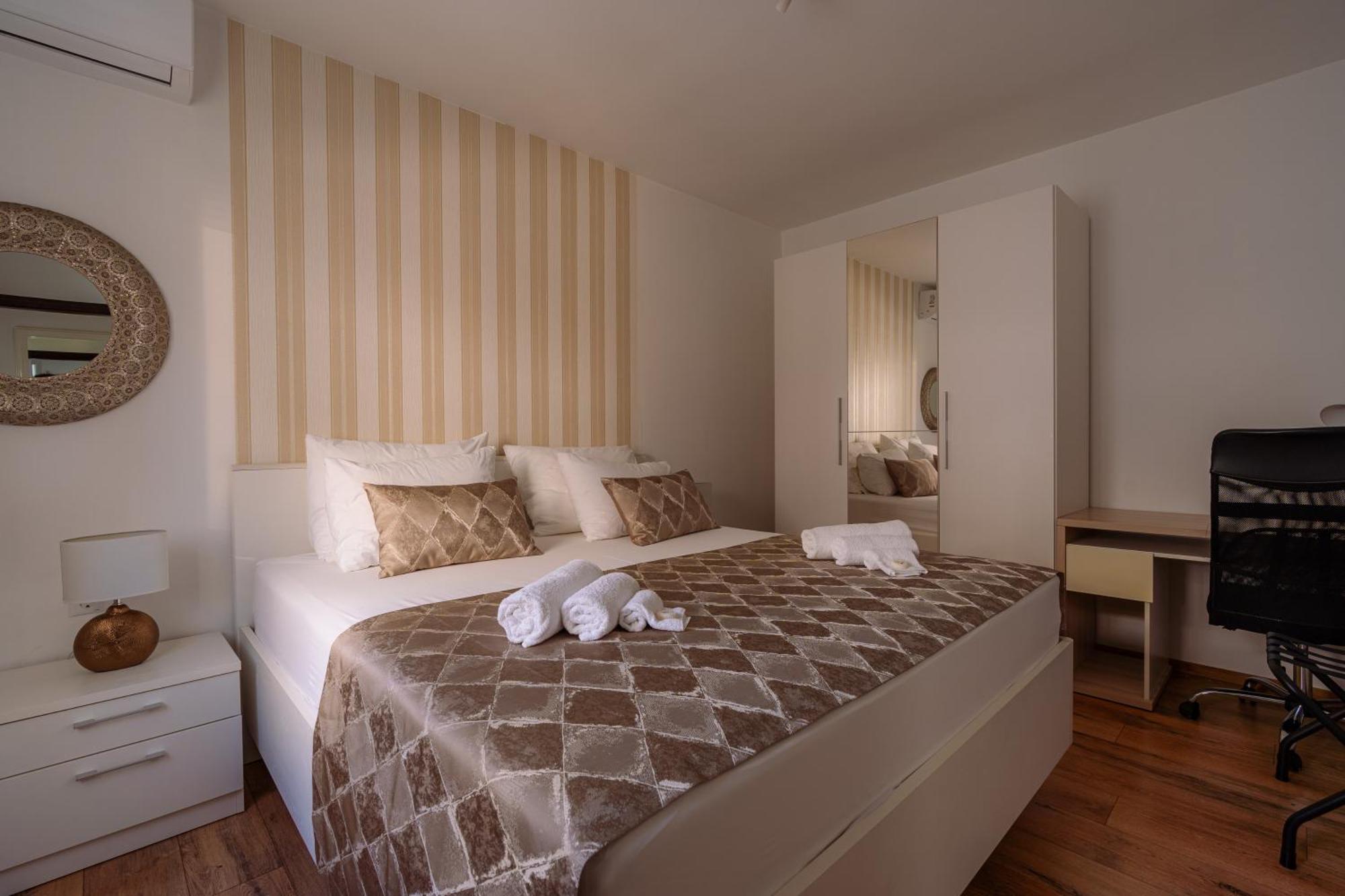 Nerica Apartment Zavalatica Luaran gambar